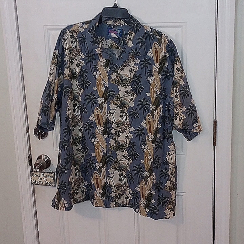 Rainbow Hawaii 3xl shirt
